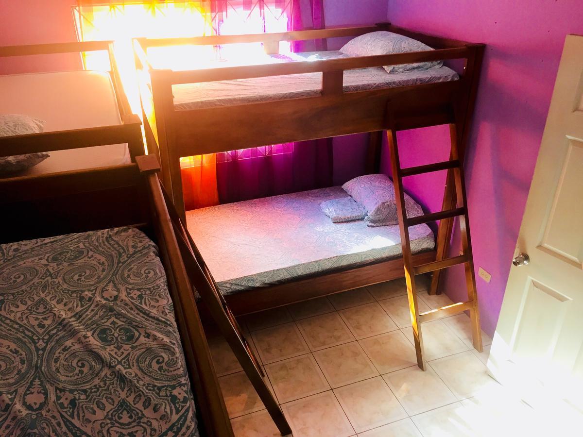 Yaad Hostel Μοντέγκο Μπέυ Εξωτερικό φωτογραφία